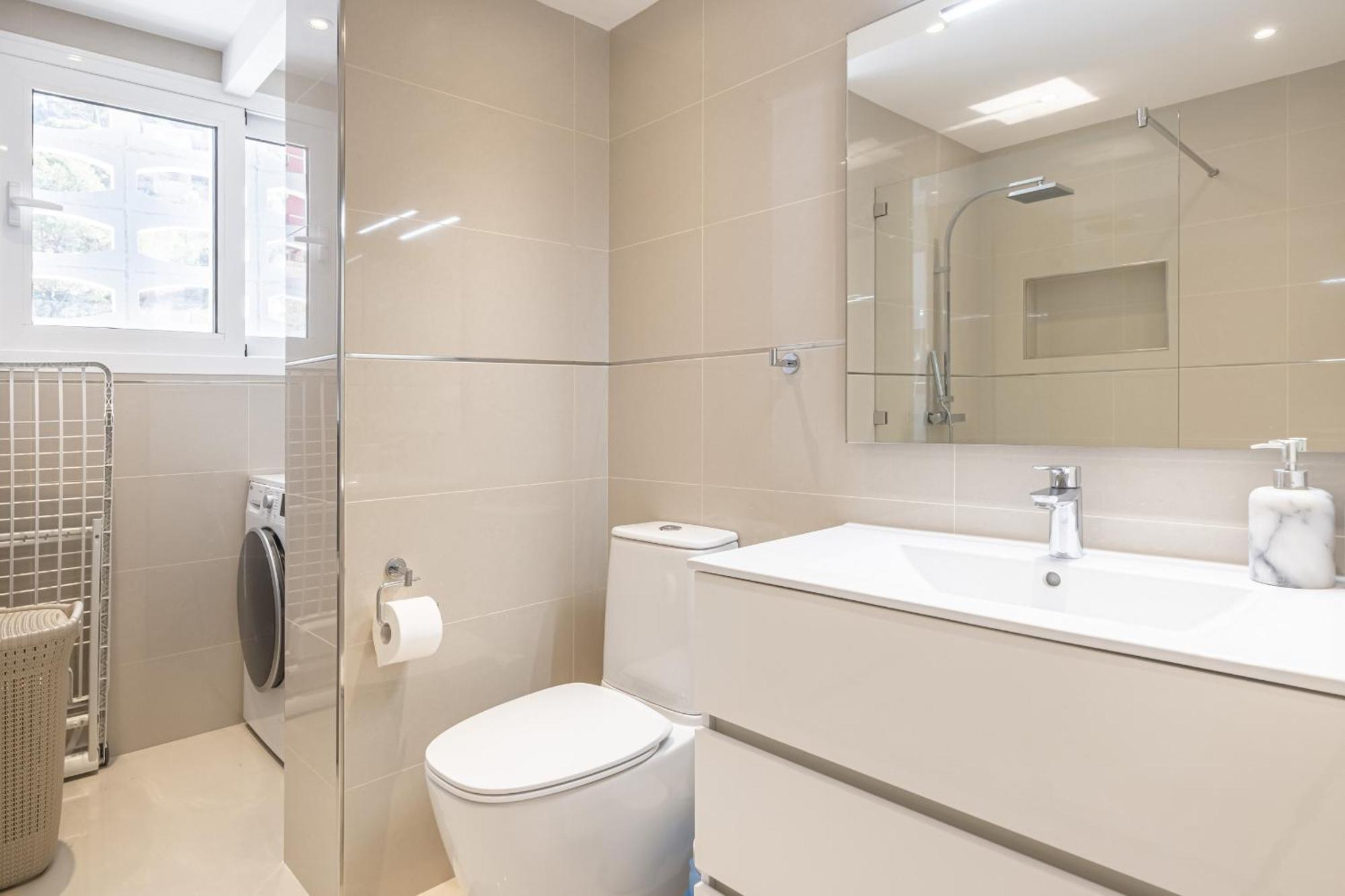 Апартаменты Halcon Deluxe 5-A Бенидорм Экстерьер фото